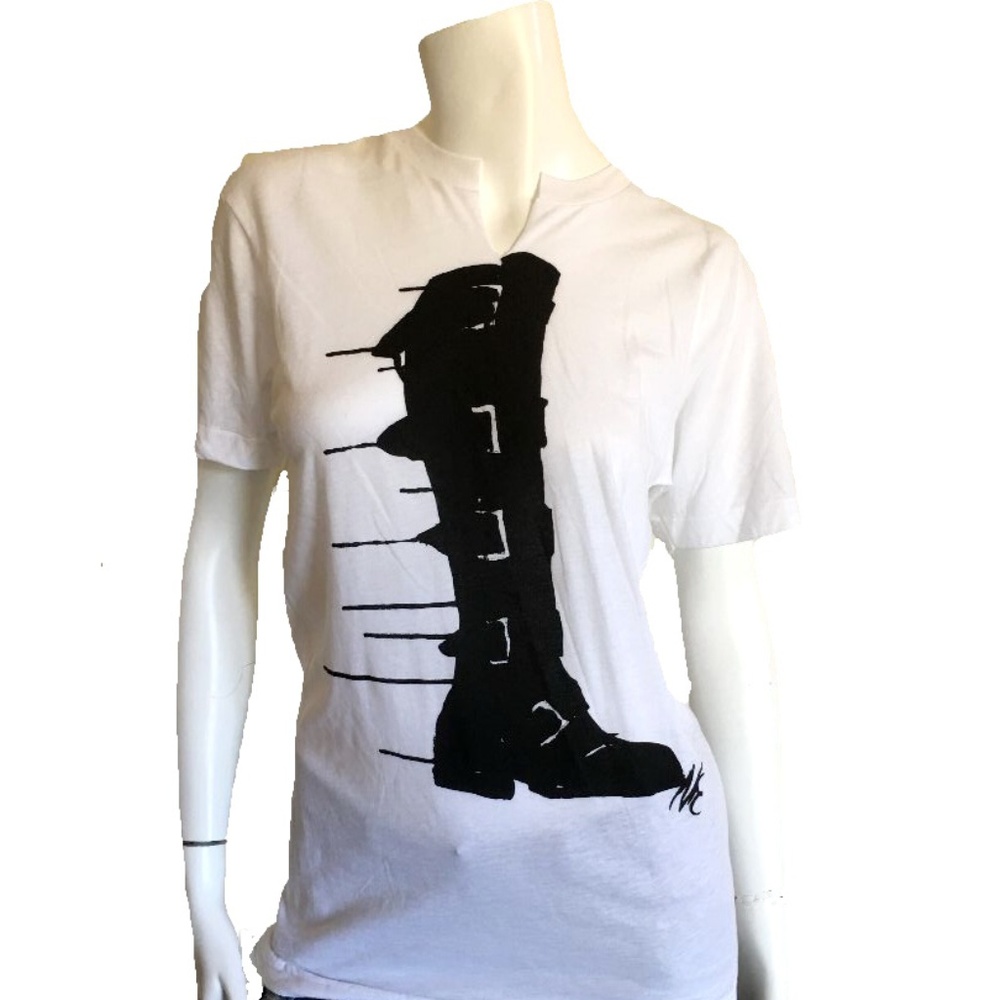 NWT! JET John Eshaya T-Shirt w/ Boot